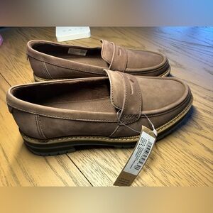 NWT Toms Cara Loafer Wide Width